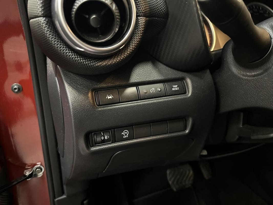 Nissan Juke - Photo 22