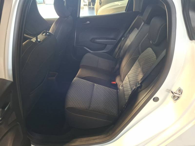 Renault Clio - Photo 21