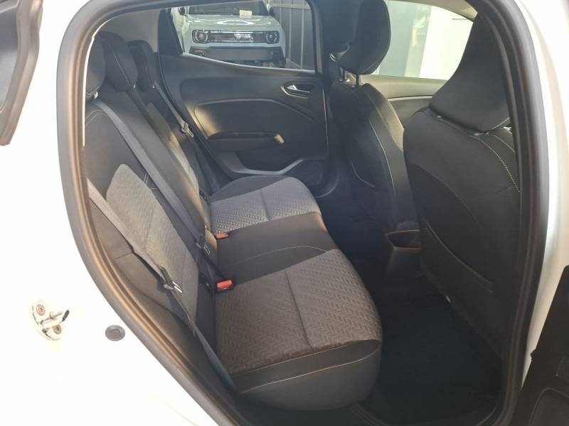 Renault Clio - Photo 22