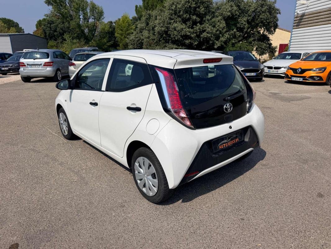 Toyota Aygo - Photo 6