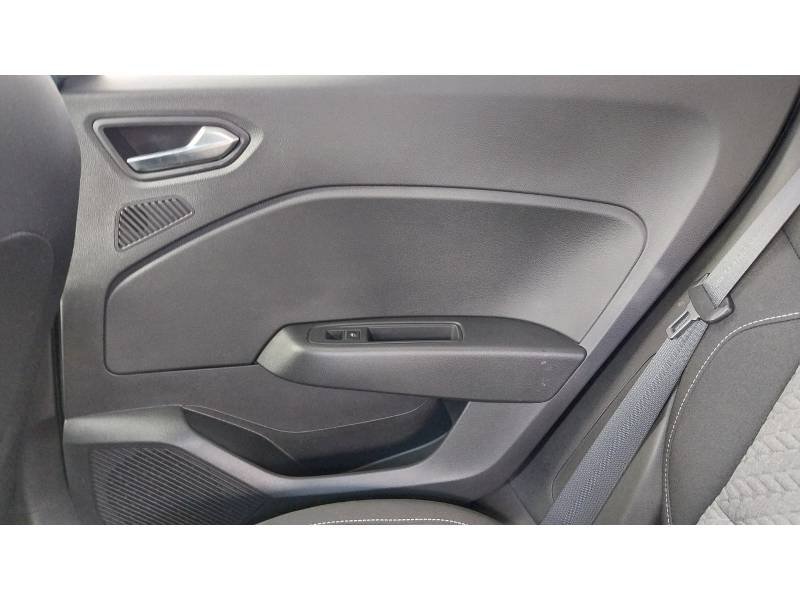 Renault Clio - Photo 25