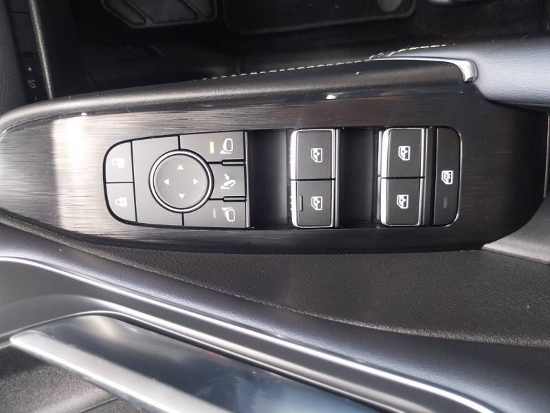 Nissan Qashqai - Photo 24
