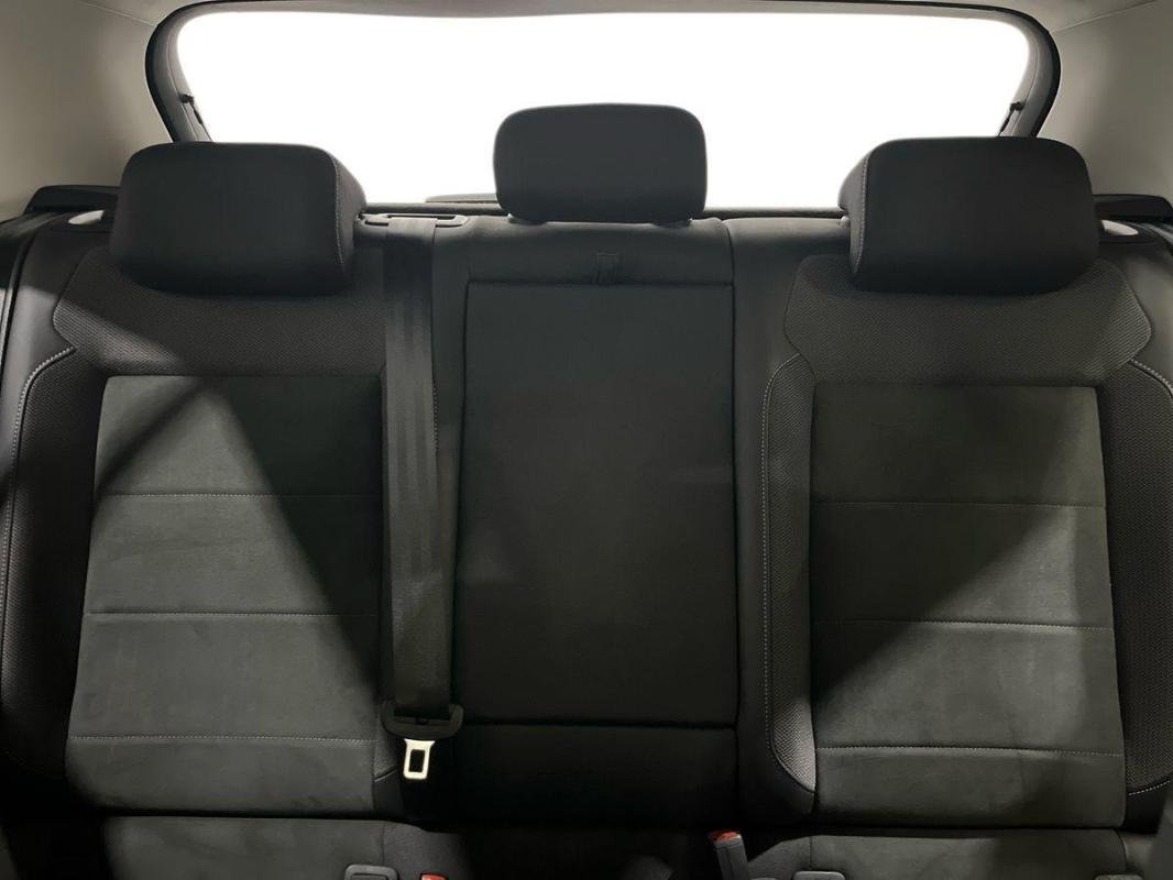 Volkswagen T-Roc - Photo 19