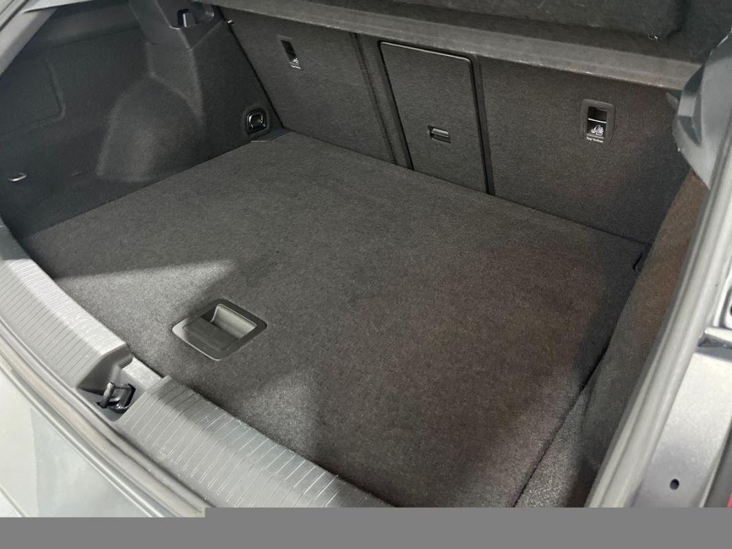Volkswagen T-Roc - Photo 27