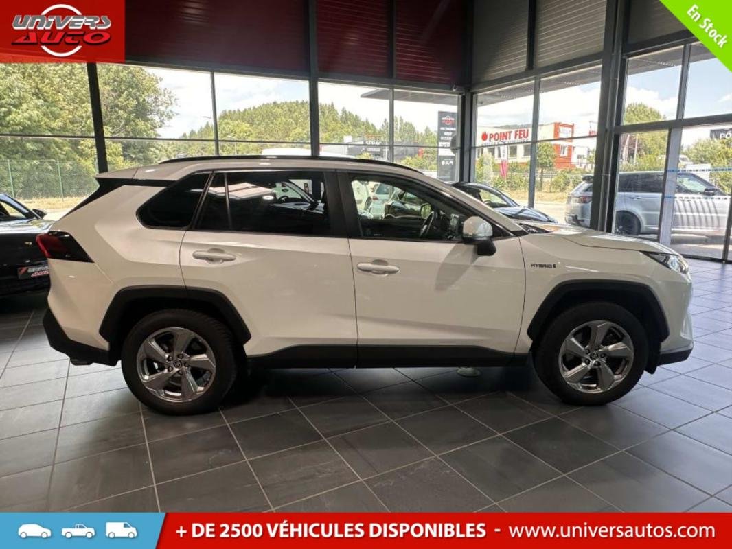 Toyota RAV4 - Photo 4