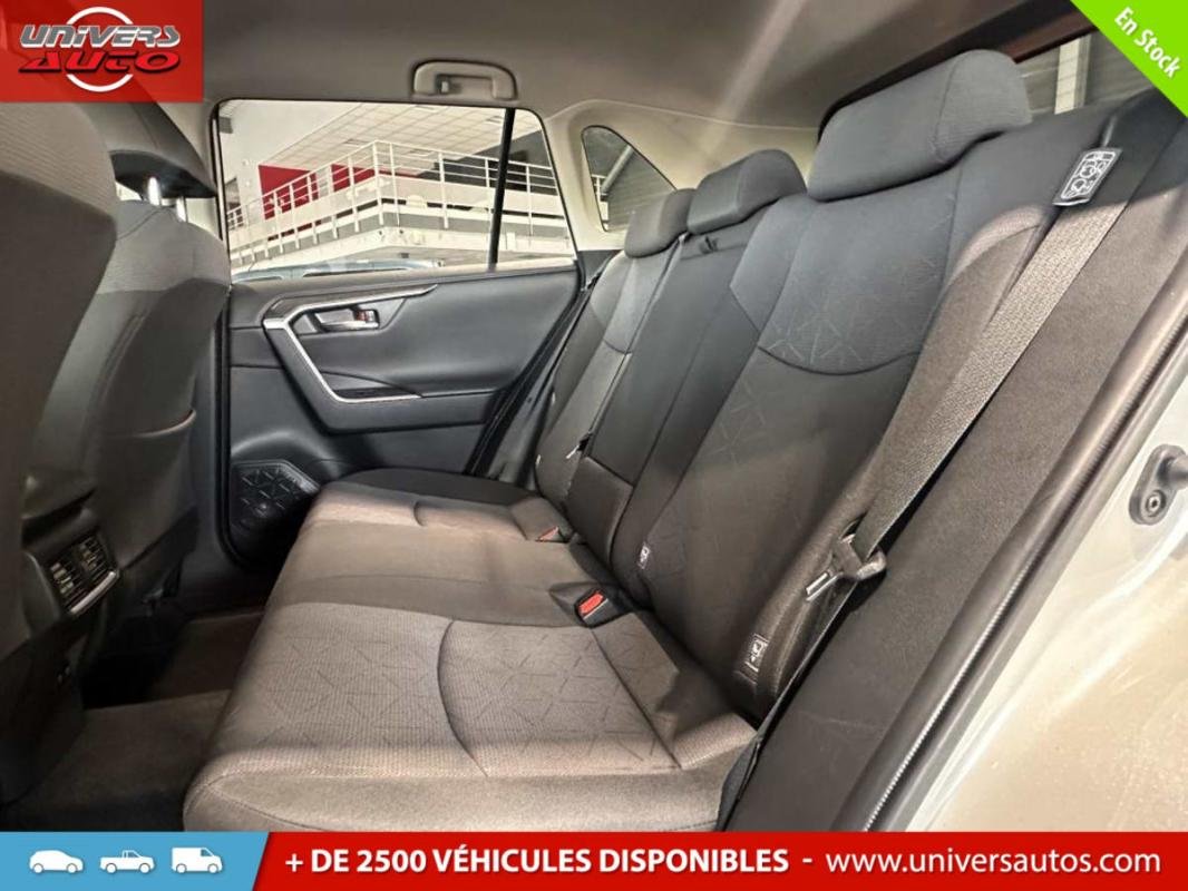 Toyota RAV4 - Photo 6