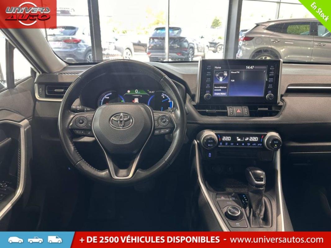 Toyota RAV4 - Photo 8