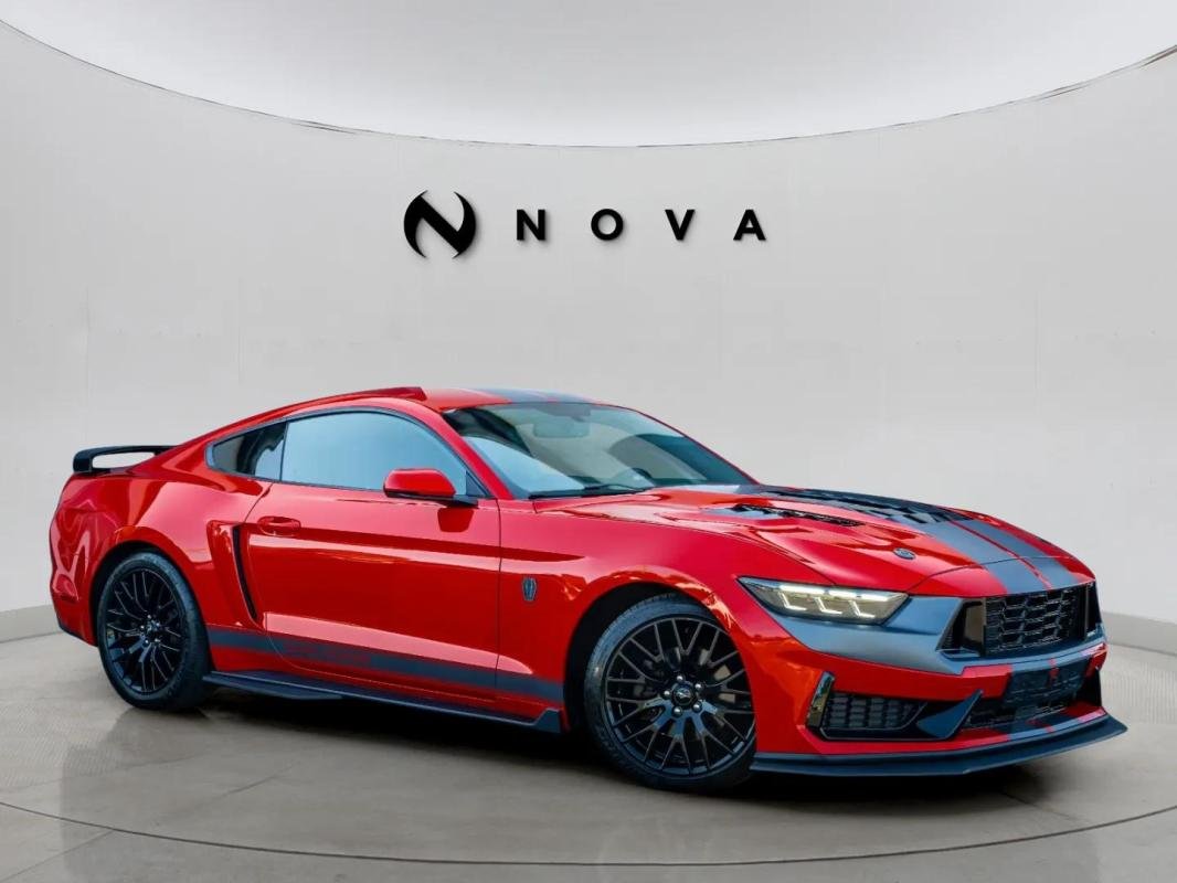 Ford Mustang - Photo 5