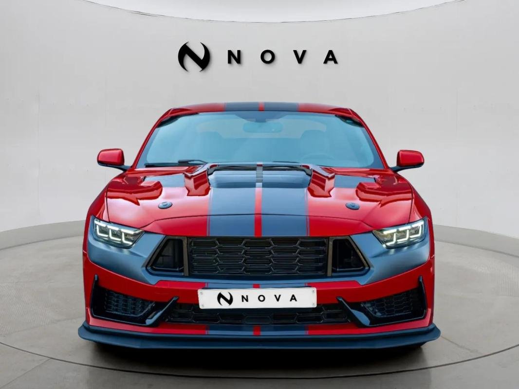 Ford Mustang - Photo 6