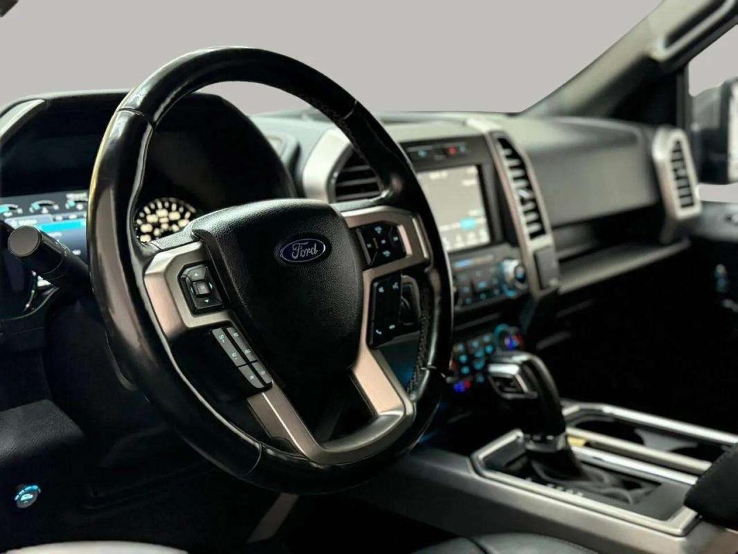 Ford F 150 - Photo 12