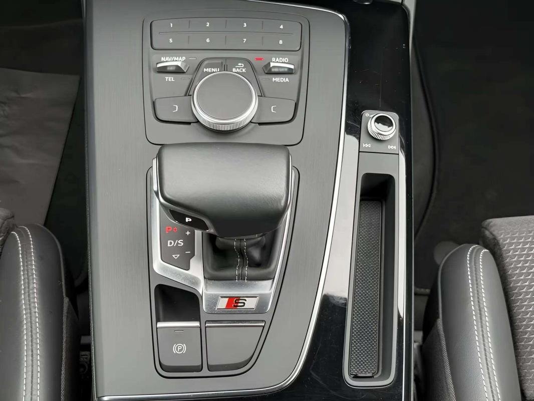 Audi SQ5 - Photo 13