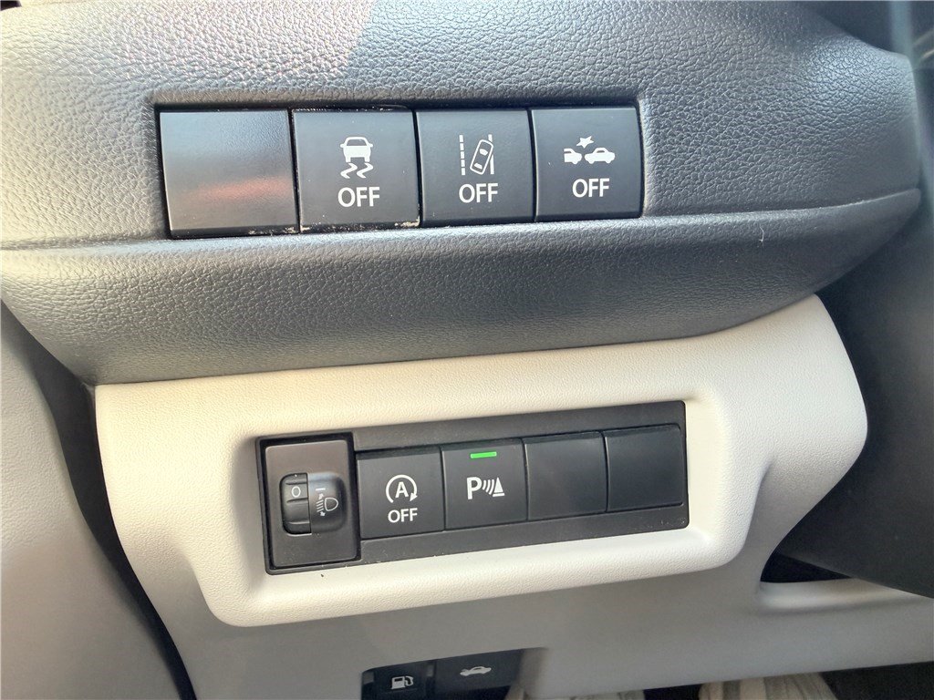 Suzuki Swift - Photo 18