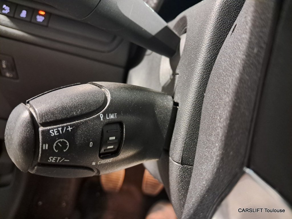 Peugeot 208 - Photo 22