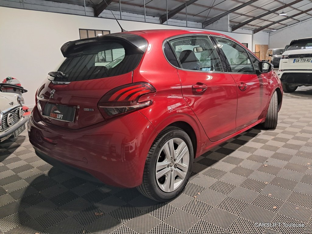 Peugeot 208 - Photo 7