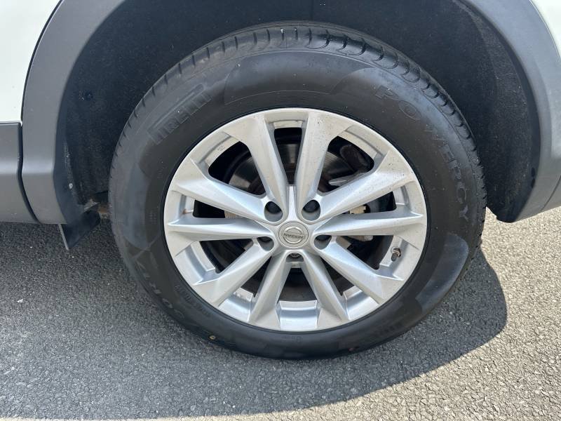 Nissan Qashqai - Photo 12
