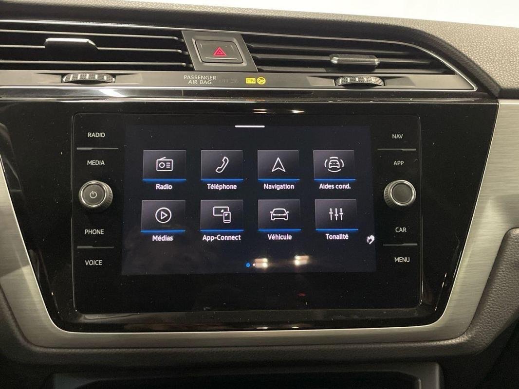 Volkswagen Touran - Photo 17