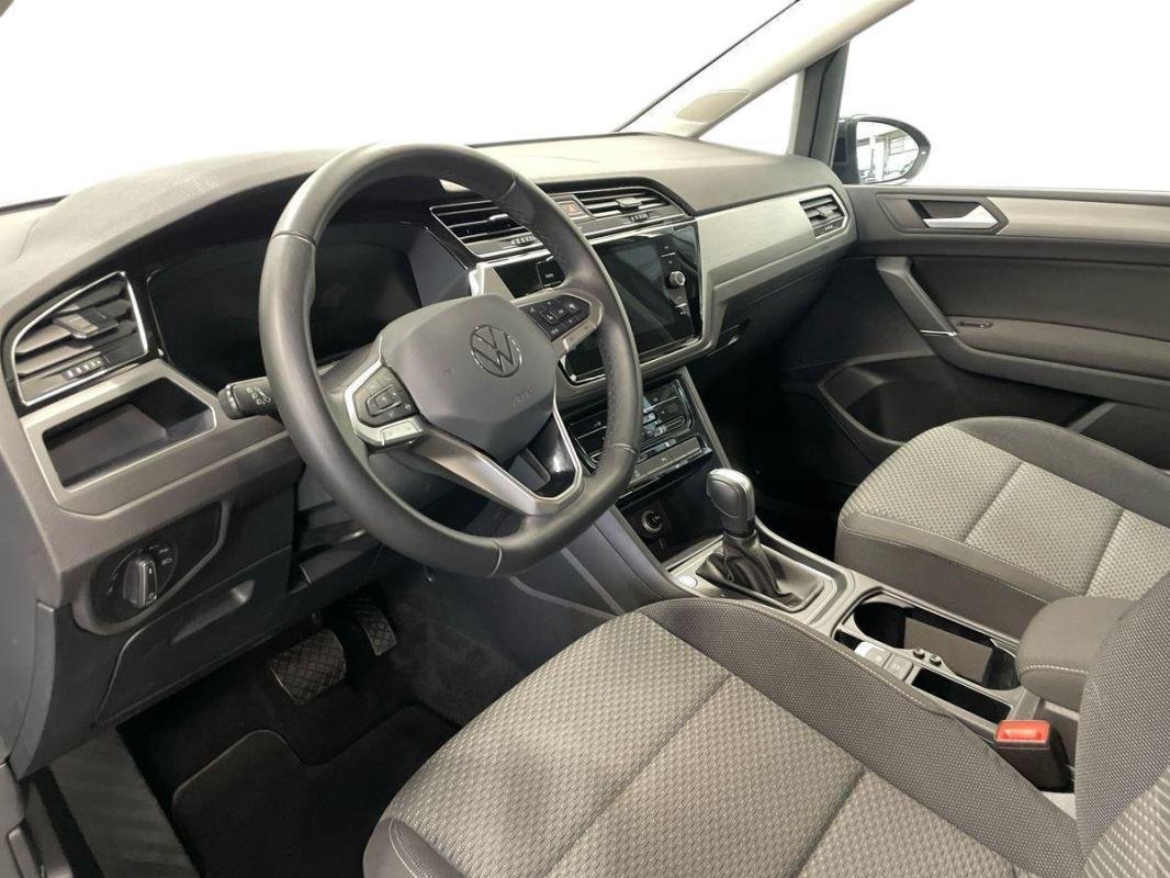 Volkswagen Touran - Photo 10