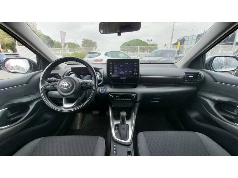 Toyota Yaris - Photo 11
