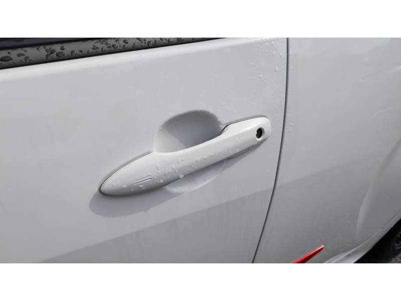 Toyota Yaris - Photo 15