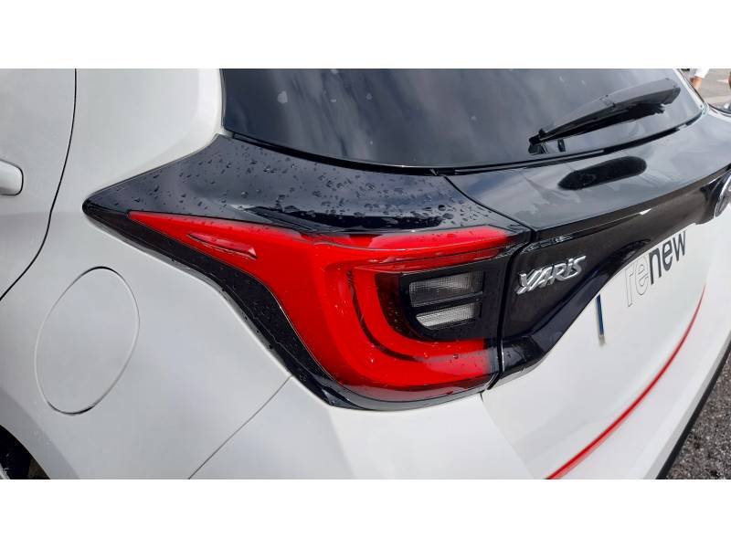Toyota Yaris - Photo 17