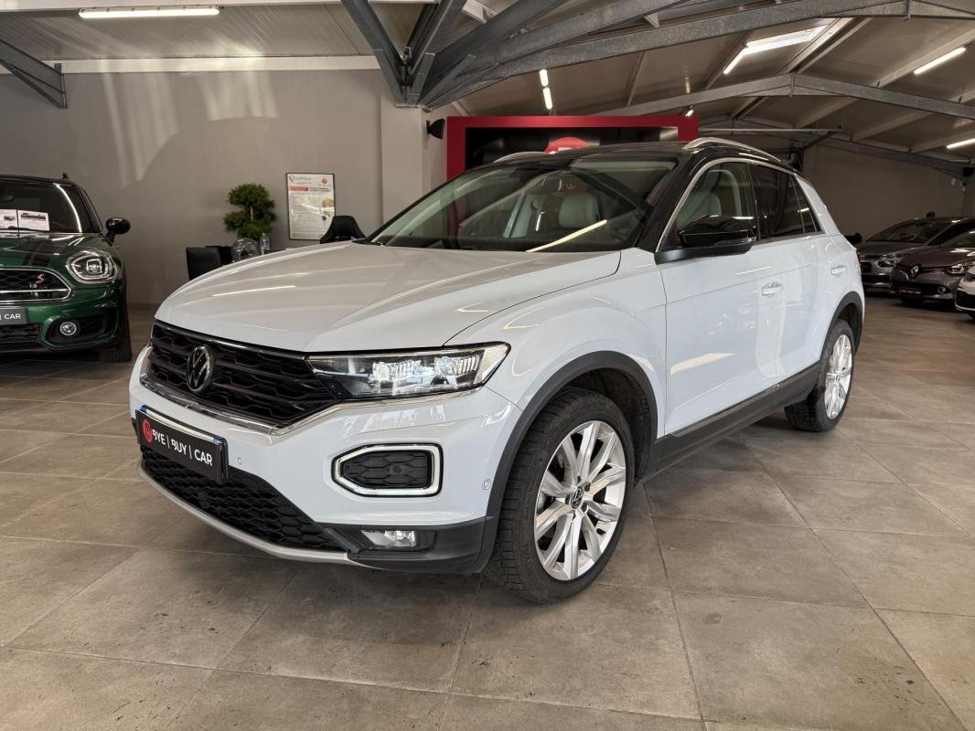 Volkswagen T-Roc - Photo 1