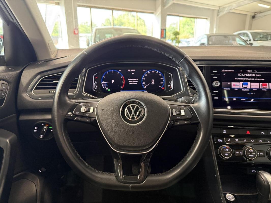 Volkswagen T-Roc - Photo 17
