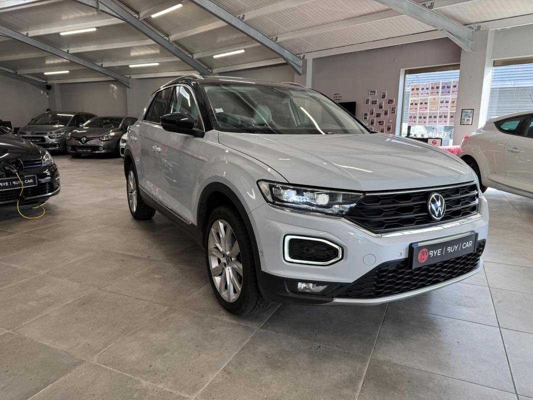 Volkswagen T-Roc - Photo 2