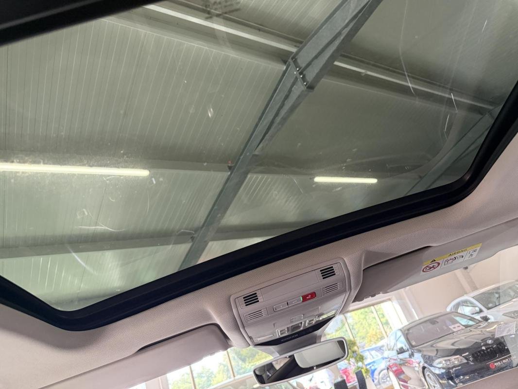 Volkswagen T-Roc - Photo 28