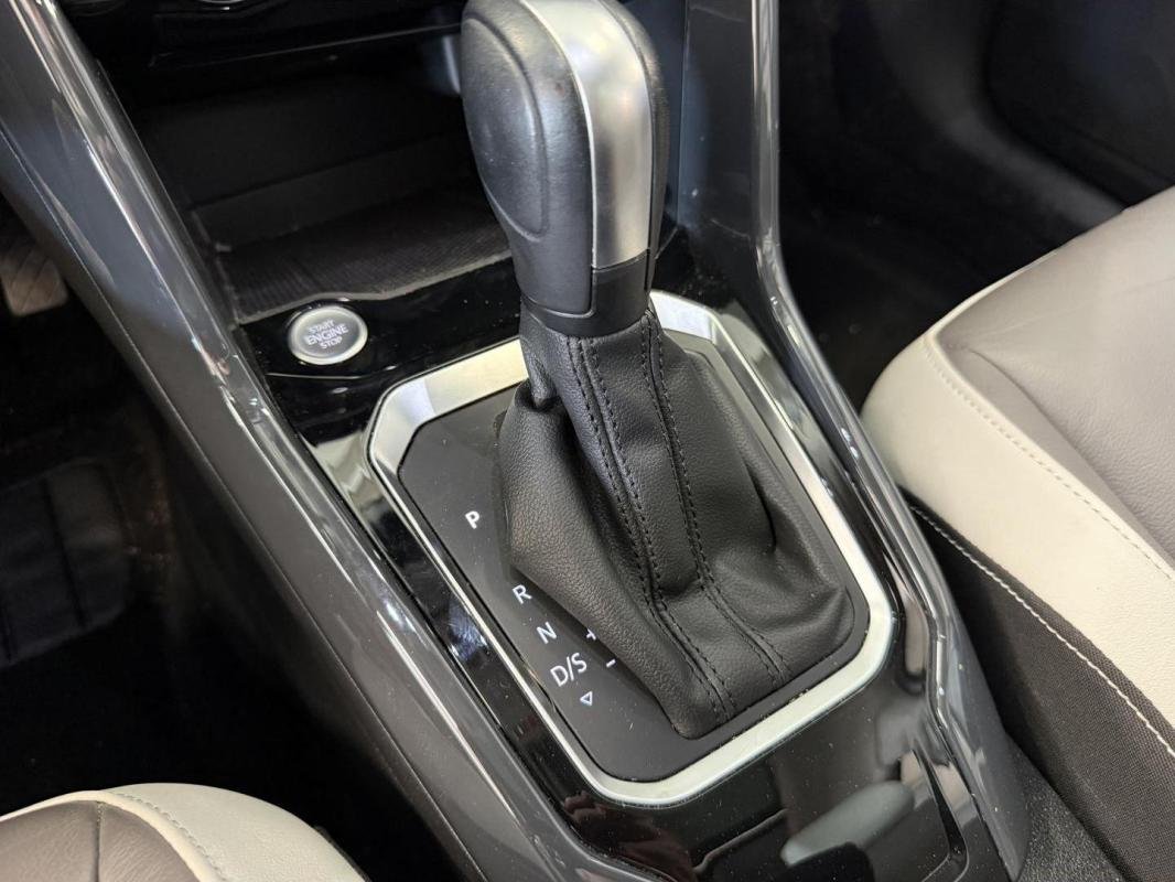 Volkswagen T-Roc - Photo 29