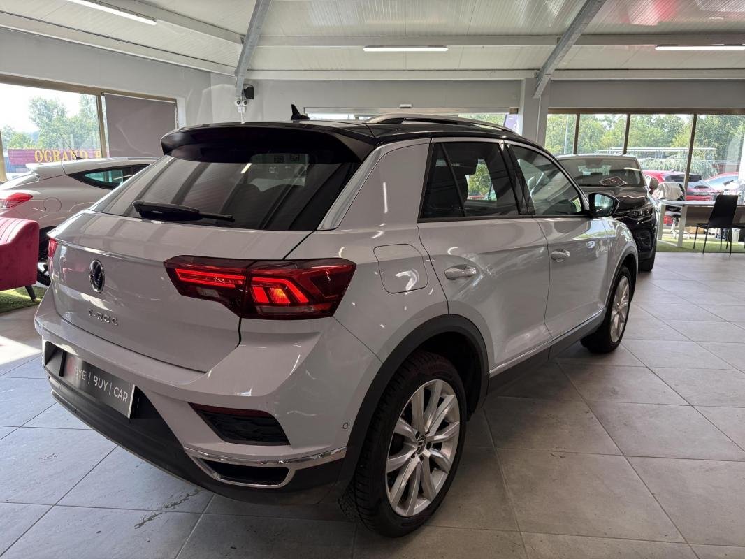 Volkswagen T-Roc - Photo 4