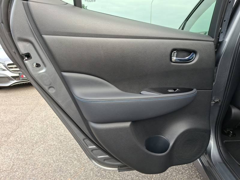 Nissan Leaf - Photo 28
