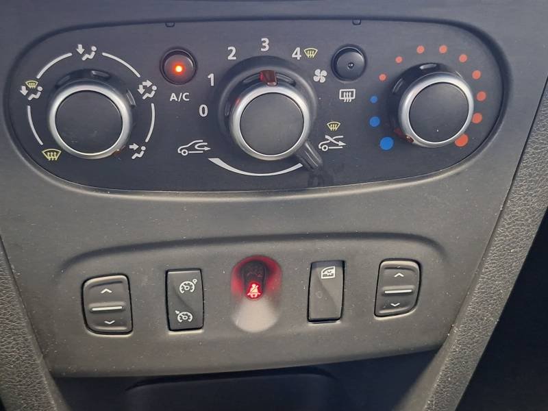 Dacia Sandero - Photo 42