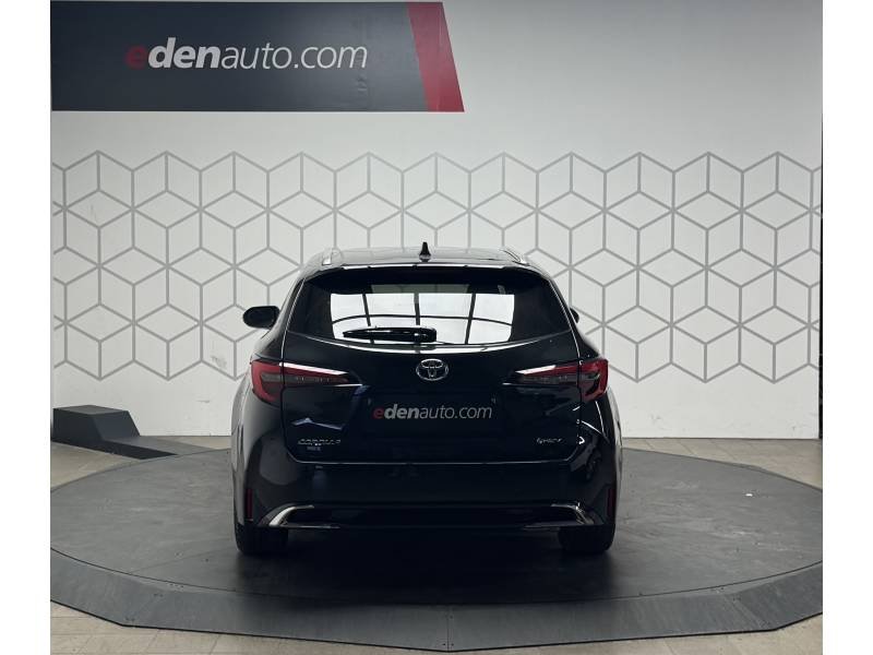 Toyota Corolla - Photo 3