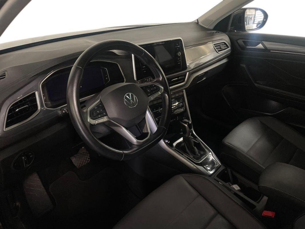 Volkswagen T-Roc - Photo 9