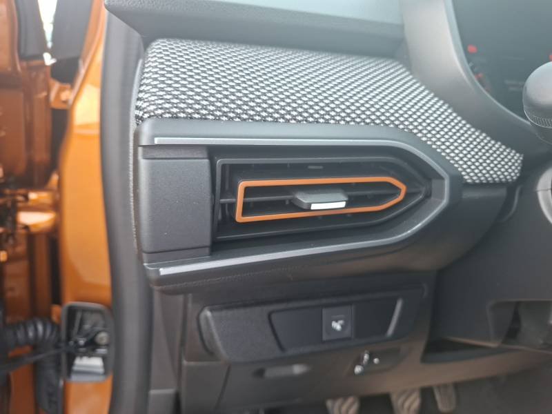 Dacia Sandero - Photo 22