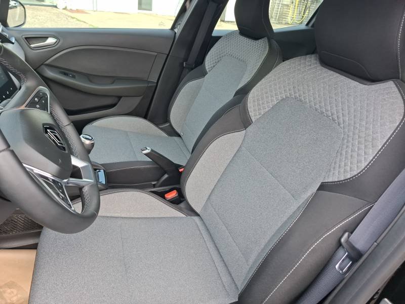 Renault Clio - Photo 22