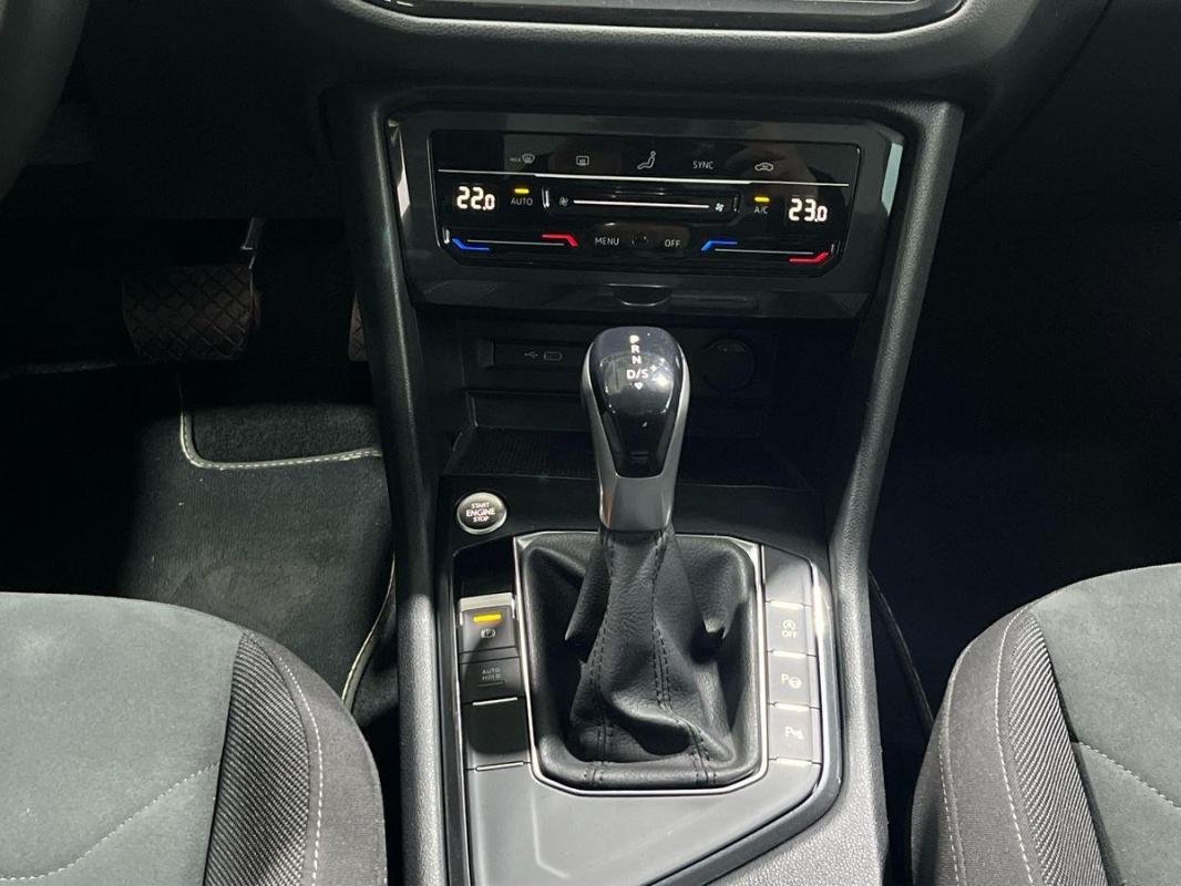 Volkswagen Tiguan - Photo 11