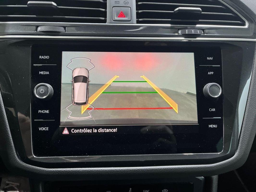 Volkswagen Tiguan - Photo 18