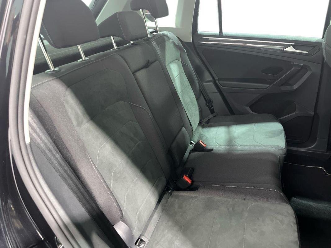 Volkswagen Tiguan - Photo 23