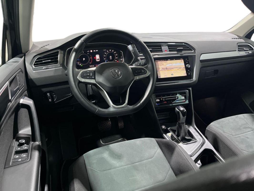 Volkswagen Tiguan - Photo 24