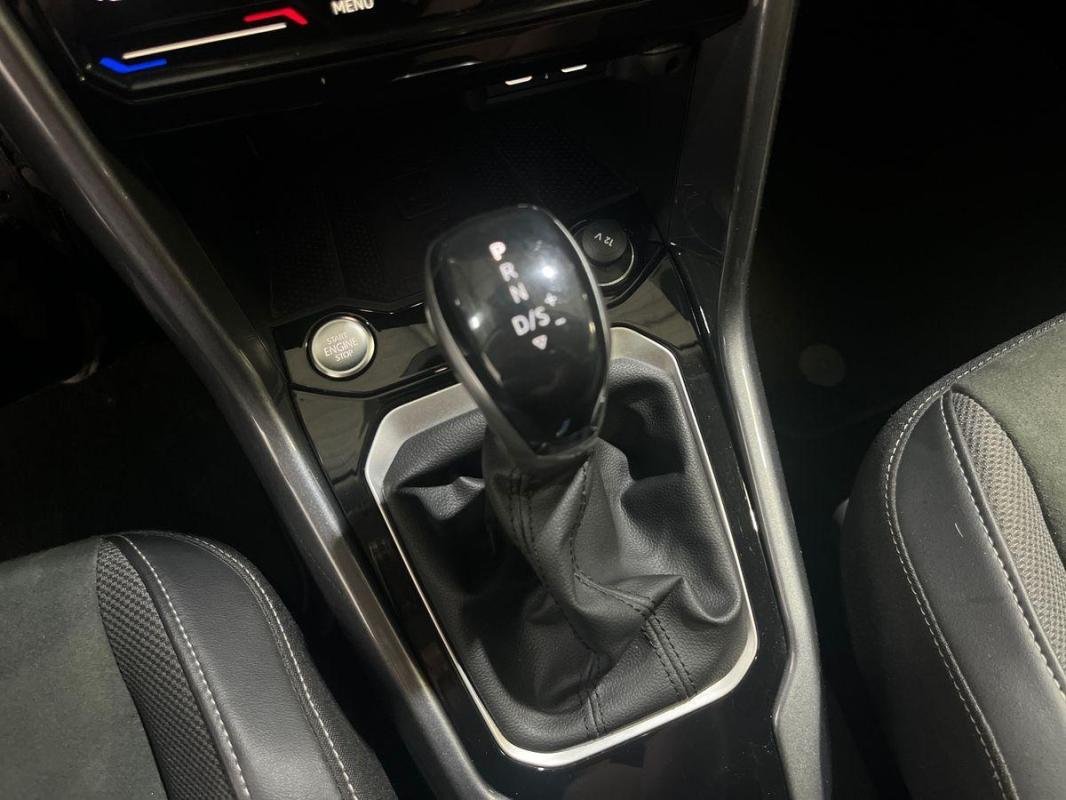 Volkswagen T-Roc - Photo 11