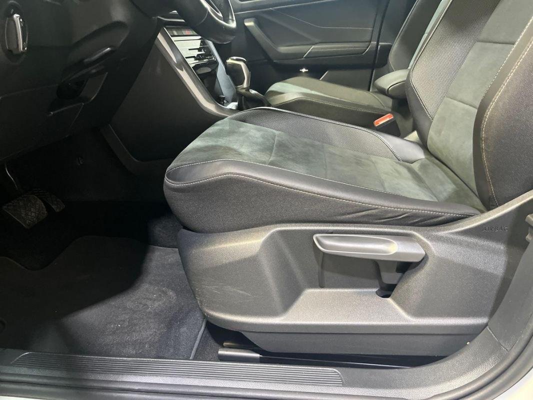 Volkswagen T-Roc - Photo 14