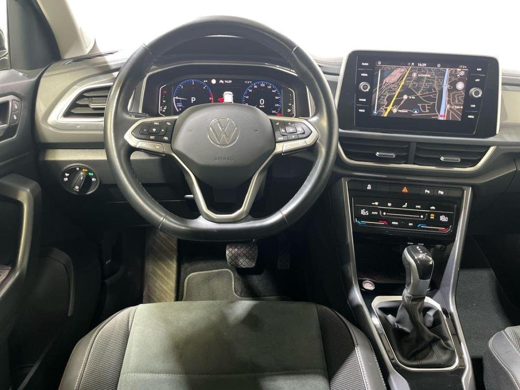 Volkswagen T-Roc - Photo 24