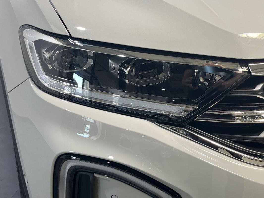 Volkswagen T-Roc - Photo 25