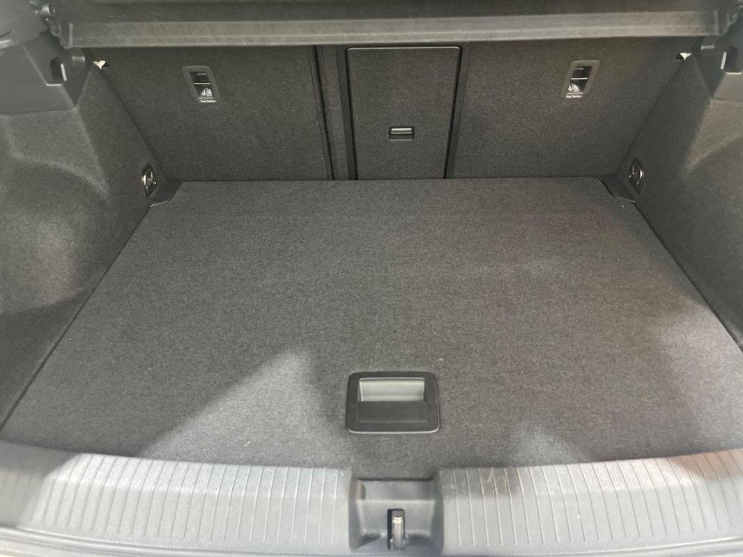 Volkswagen T-Roc - Photo 31
