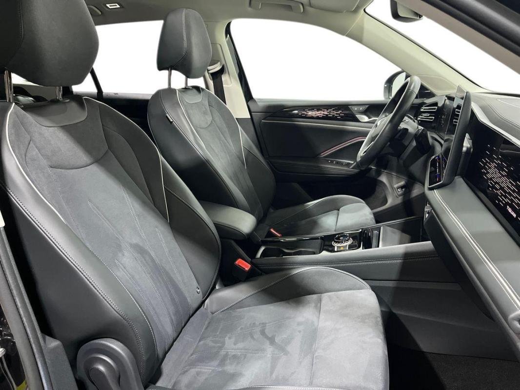 Volkswagen Tiguan - Photo 13