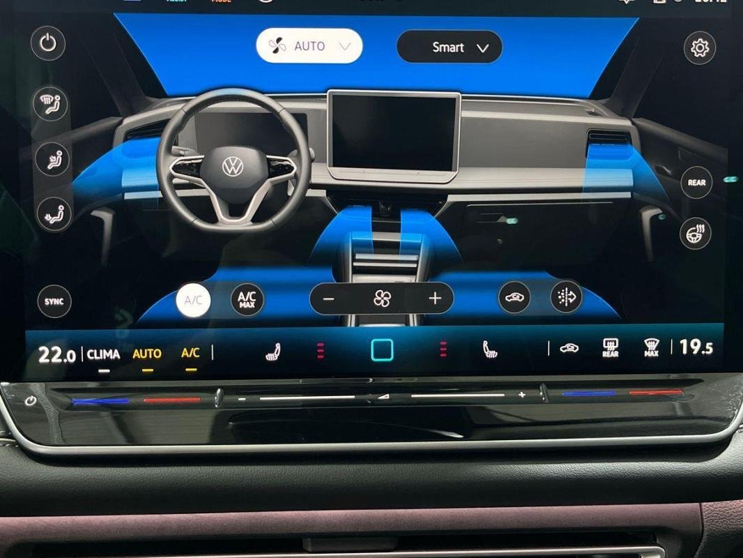 Volkswagen Tiguan - Photo 19