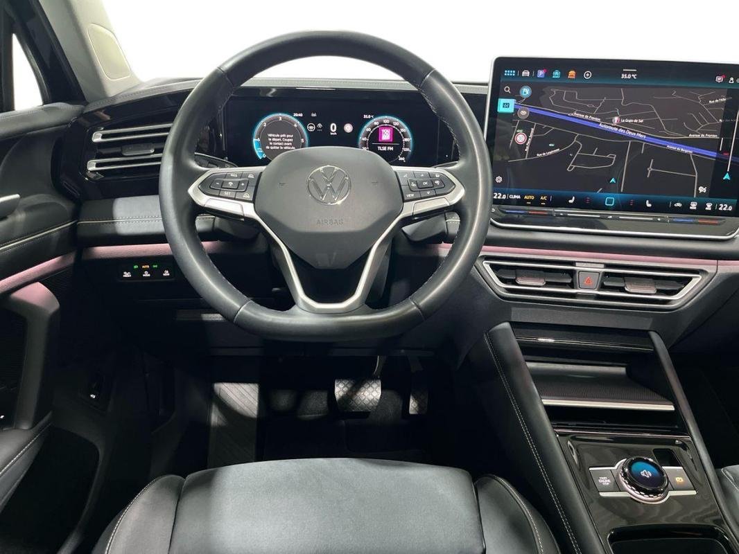 Volkswagen Tiguan - Photo 24