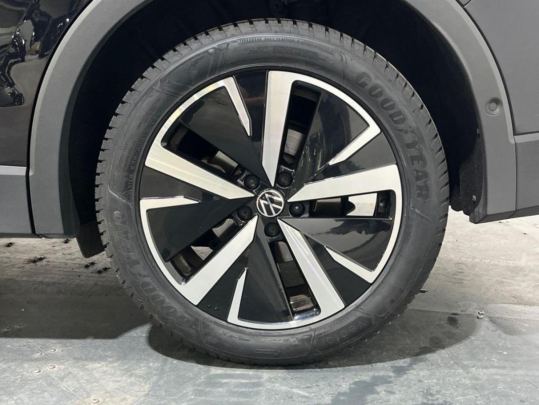 Volkswagen Tiguan - Photo 29