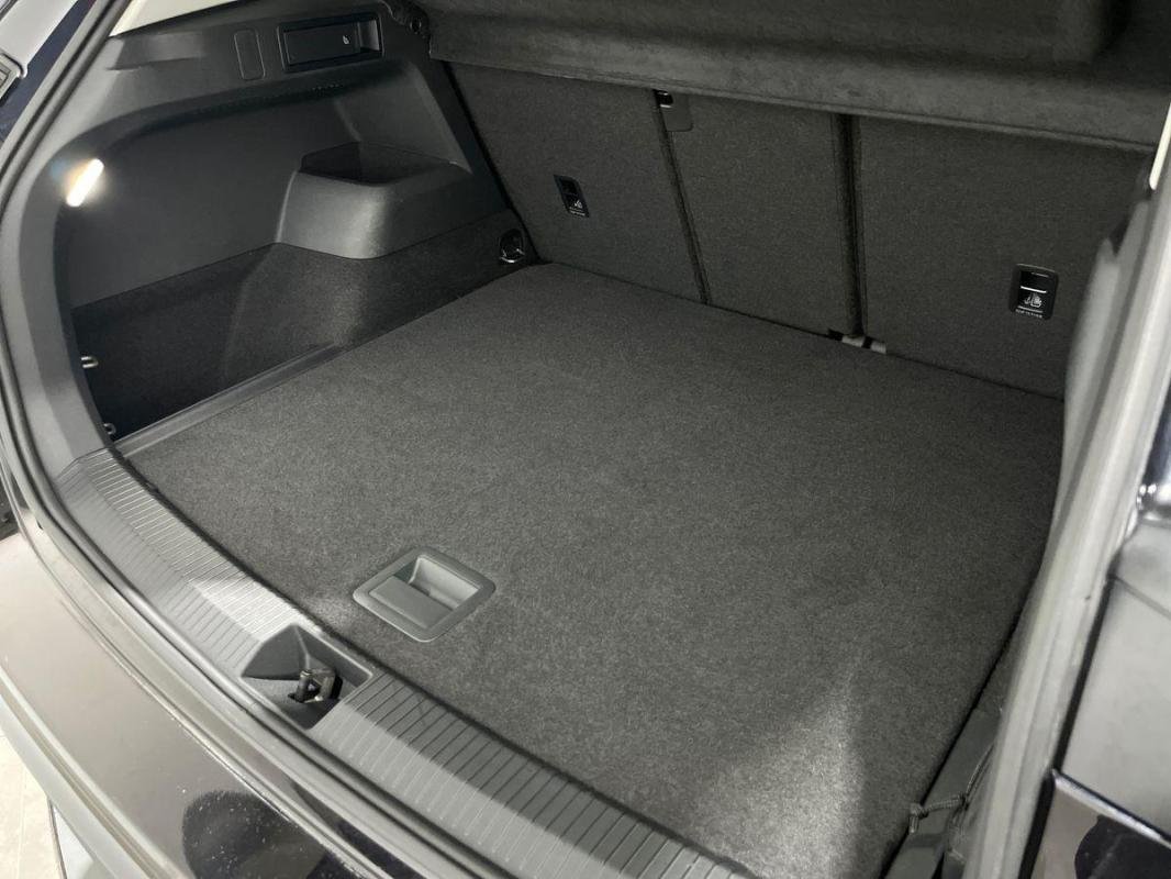 Volkswagen Tiguan - Photo 32